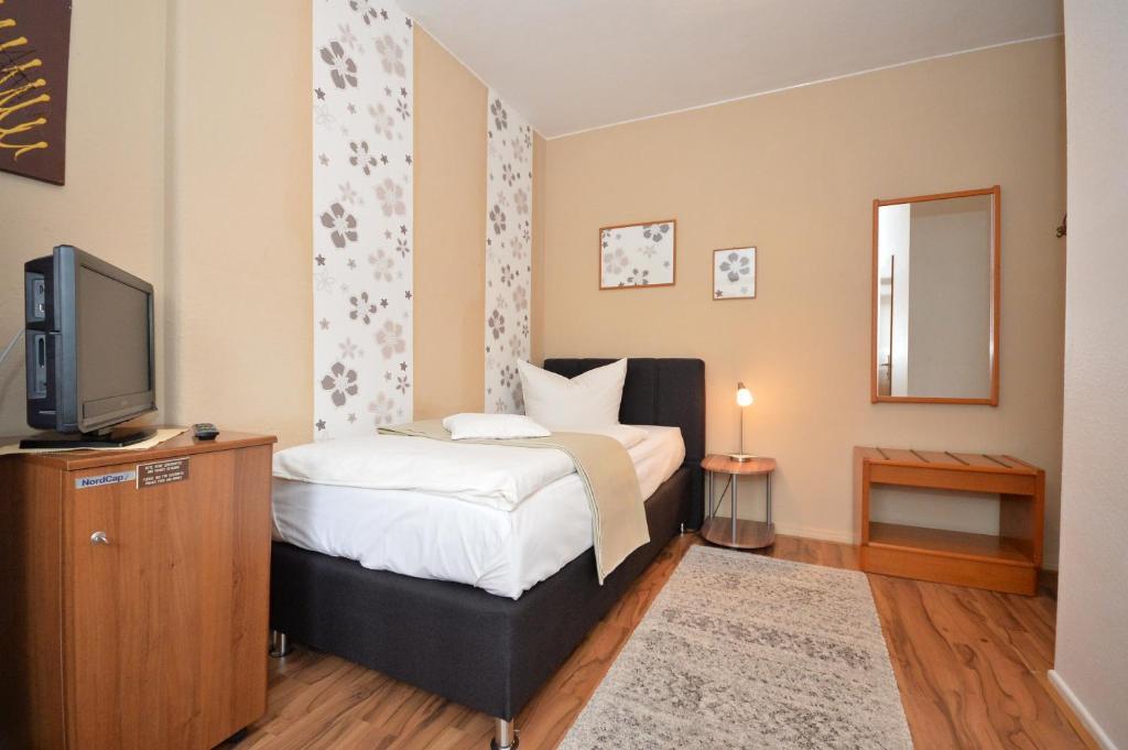 Hotel Bolts Am Park Bremen Room photo